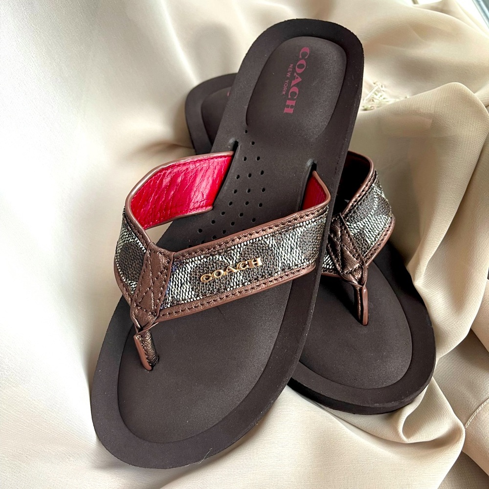 Coach flip flops